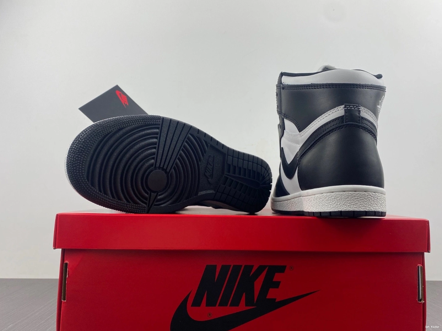 White Jordan High 85 (2023) 1 - Retro Black BQ4422-001 0424